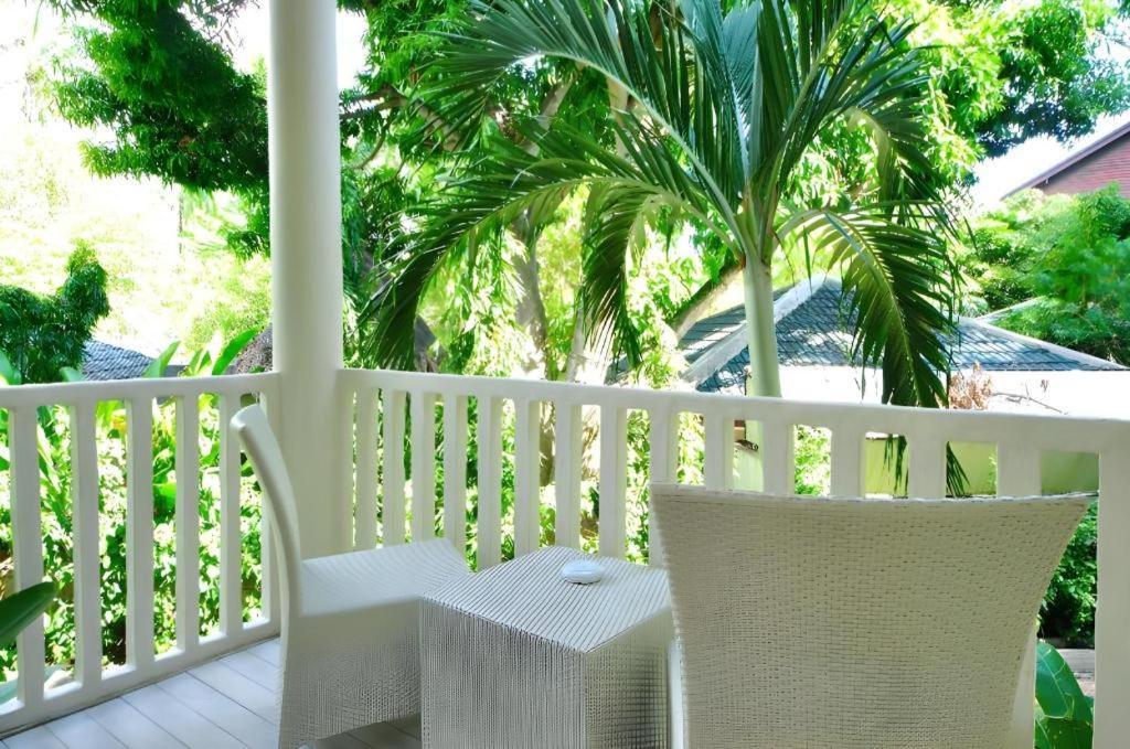 Ramada By Wyndham Phuket Southsea Hotel Karon Exterior foto